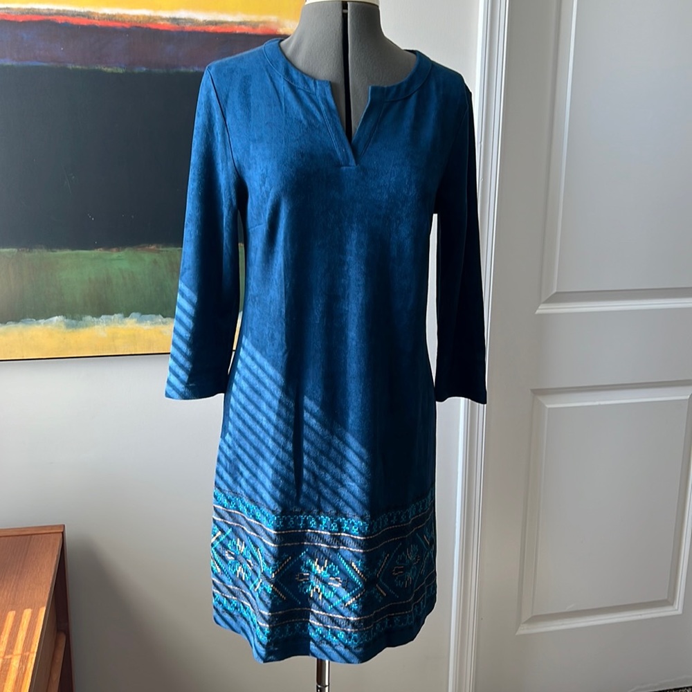 Neiman Marcus Dress Size 6 Extremely Comfortable to wear!
